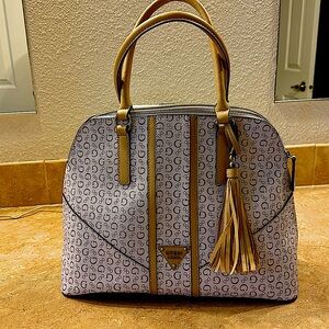 Guess purse brand new never used